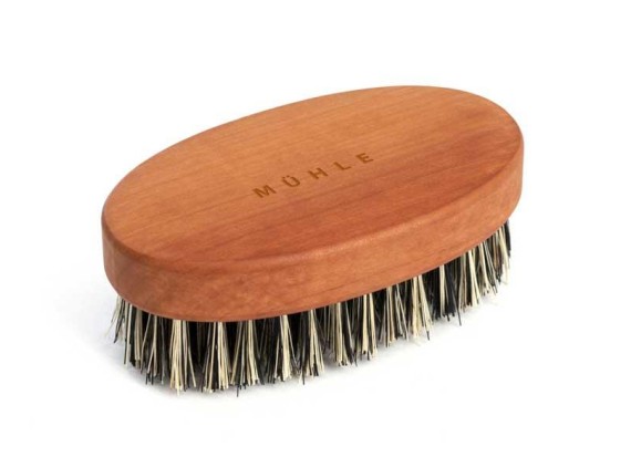 Mühle bpbb Brosse à barbe MUHLE, manche ovale en poirier, poils fibres naturelles. 9 x 5 x 3,5 cm